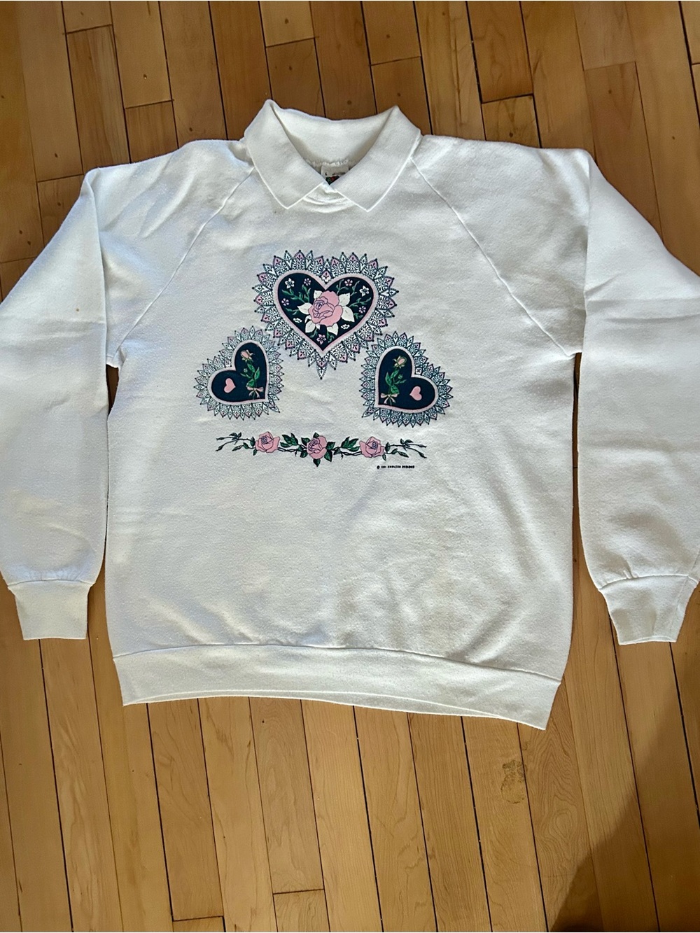 White Fruit of the Loom Sweatshirt with Heart & Rose Motif